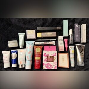 Mega Beauty Bundle – Anastasia, Nulastin, Tocca, Ofra, Color Wow & More